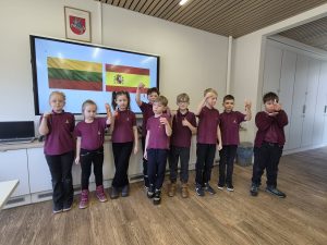 Ispanijos mokytojų vizitas Gedminų progimnazijoje – nuotrauka