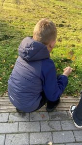 2c klasės tikybos pamoka kitose erdvėse – kodėl esu ypatingas? – nuotrauka